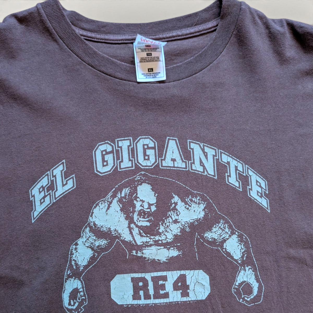 2006 Resident Evil 4 "El Gigante" Con Exclusive Promo shirt